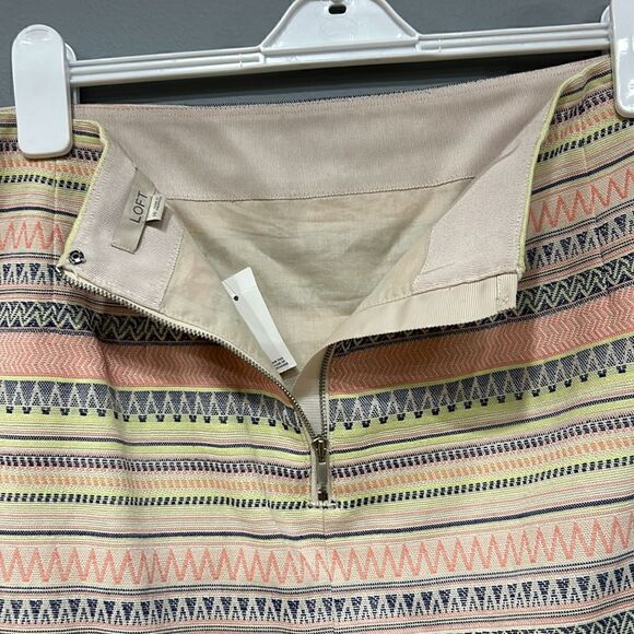 LOFT Mini Skirt Striped Geometric Career Casual Cute Skirt Size Small - Picture 4 of 5
